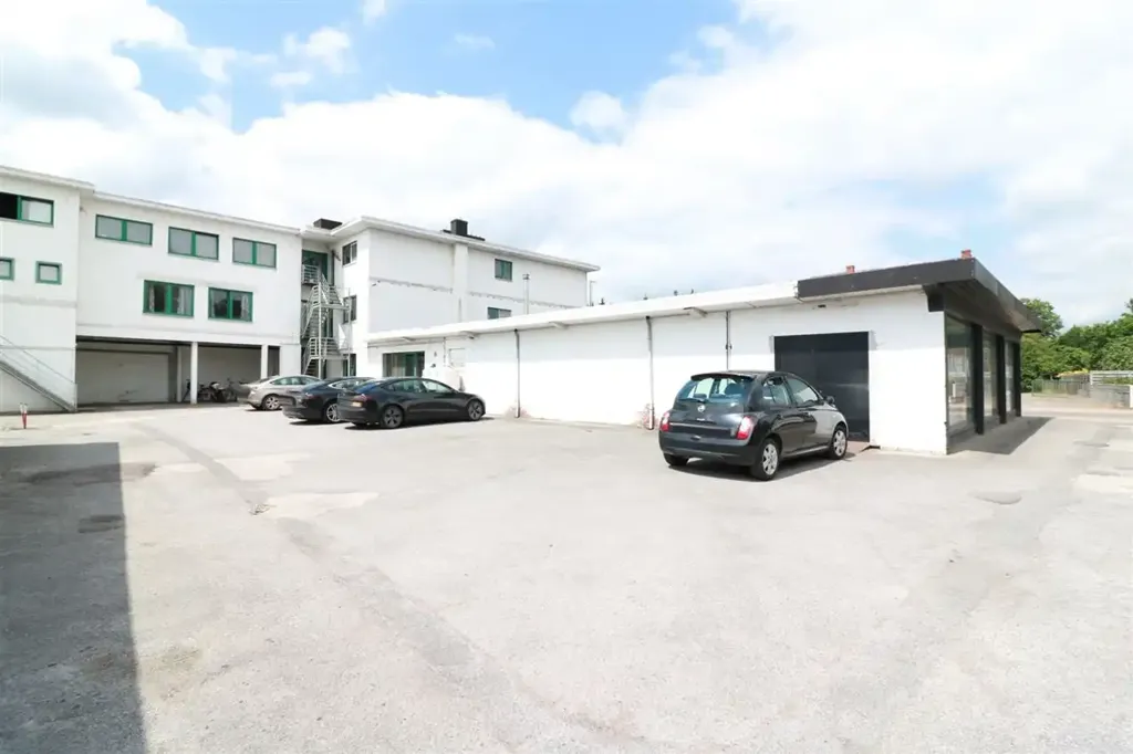 Välivaade - Well-Maintained Apartment with Parking in Knus
