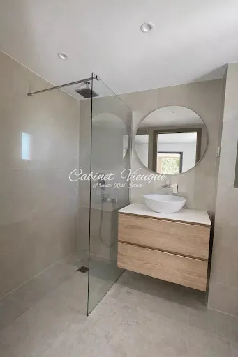 Vannitoad - Luxury Villa with Sea View in Grimaud