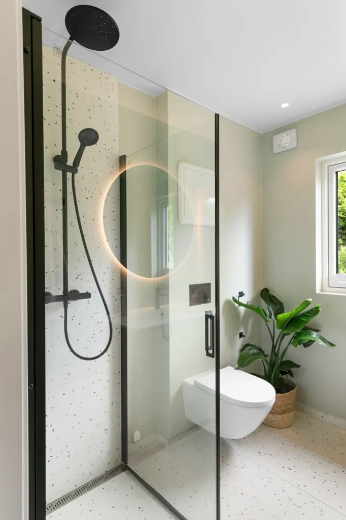 Salles de bain - Duplex with South-West Terrace in Oslo