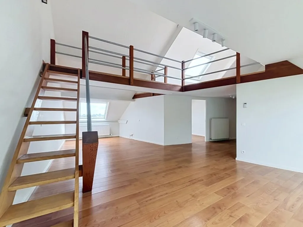 Stanze - Penthouse with South Terrace in Auderghem