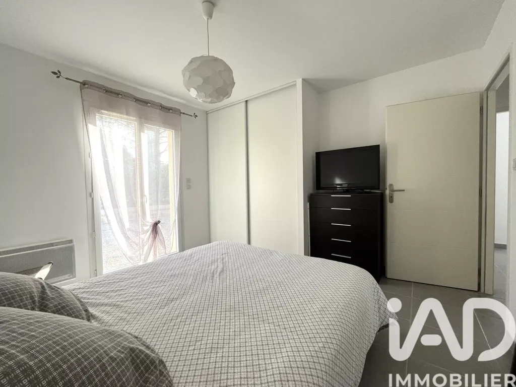Magamistoad - Flat-Roofed Villa with Pool Potential in Autignac
