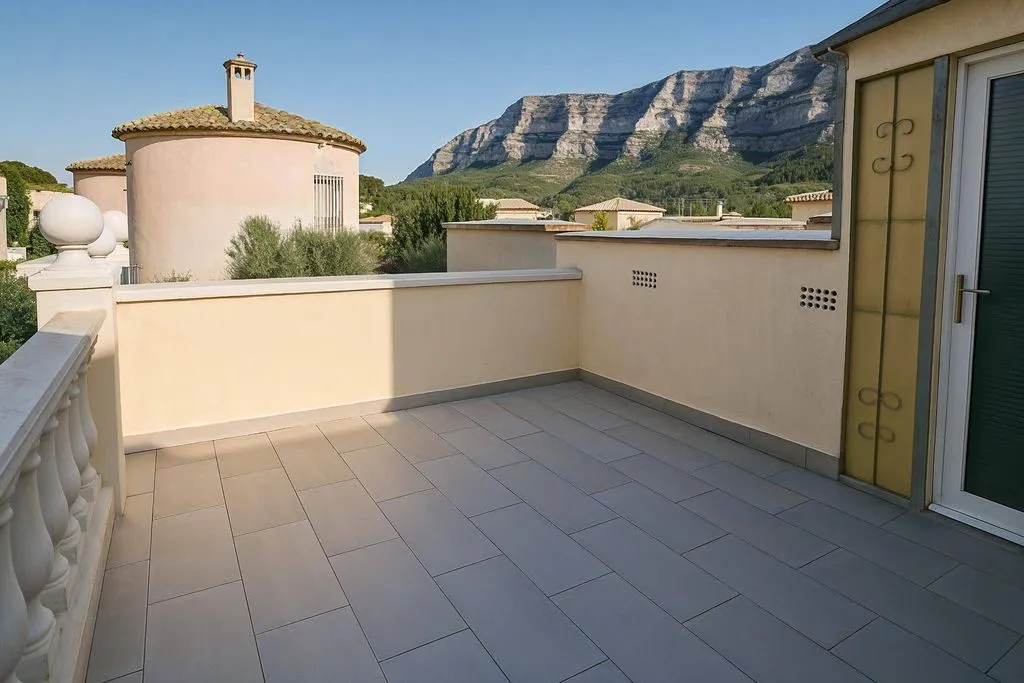 Terrazza - Detached House with Large Terrace in Denia