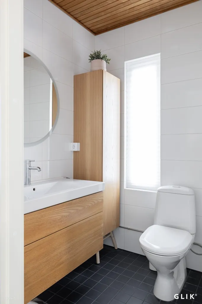 Salles de bain - Modernised House with Sauna in Kangasala