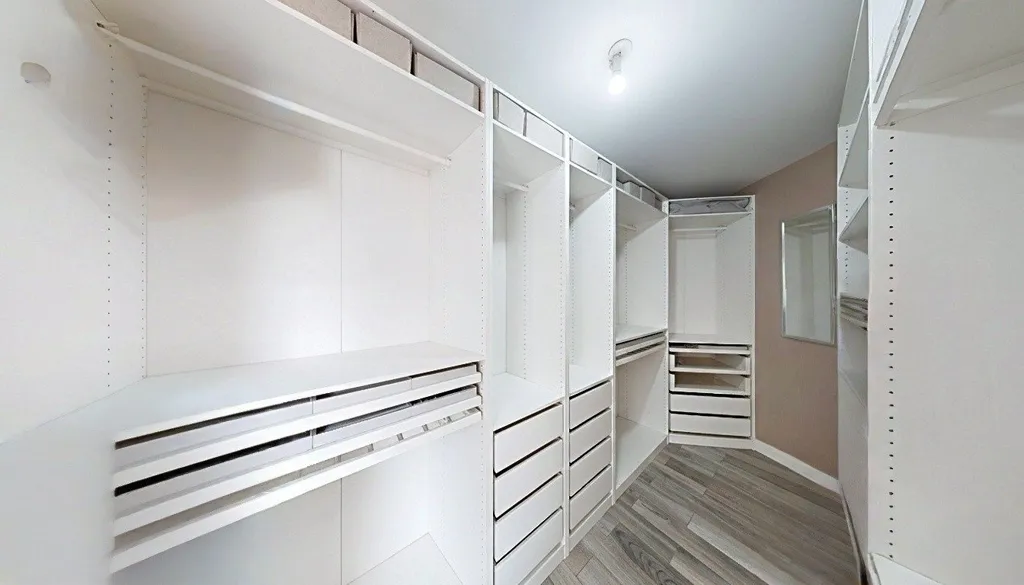 Pièces - Maison Contemporaine avec Piscine à Plaisance-Du-Touch