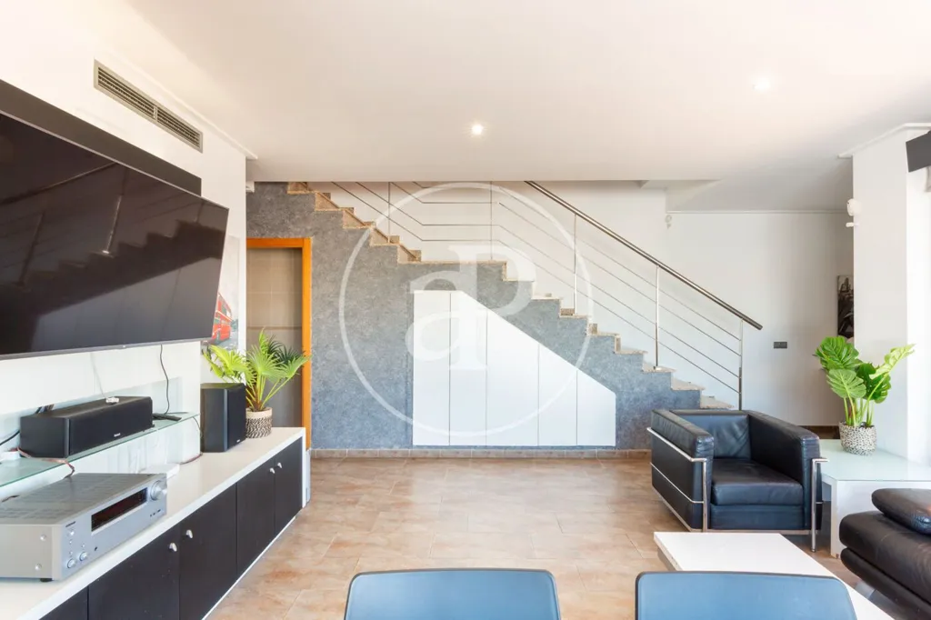 Soggiorno - Twin-Storey House with Pool near Beaches