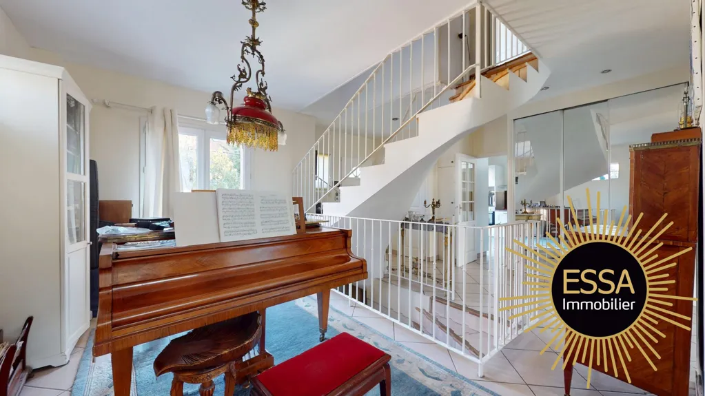 Toad - Luxury House with Forest Proximity in Le Chesnay