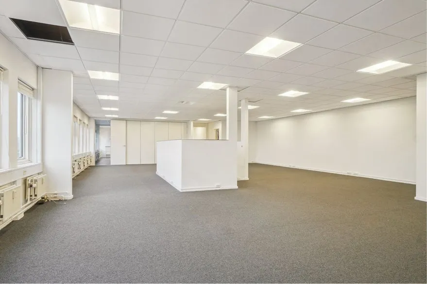 Bureau - Office Space with Good Parking in Taastrup