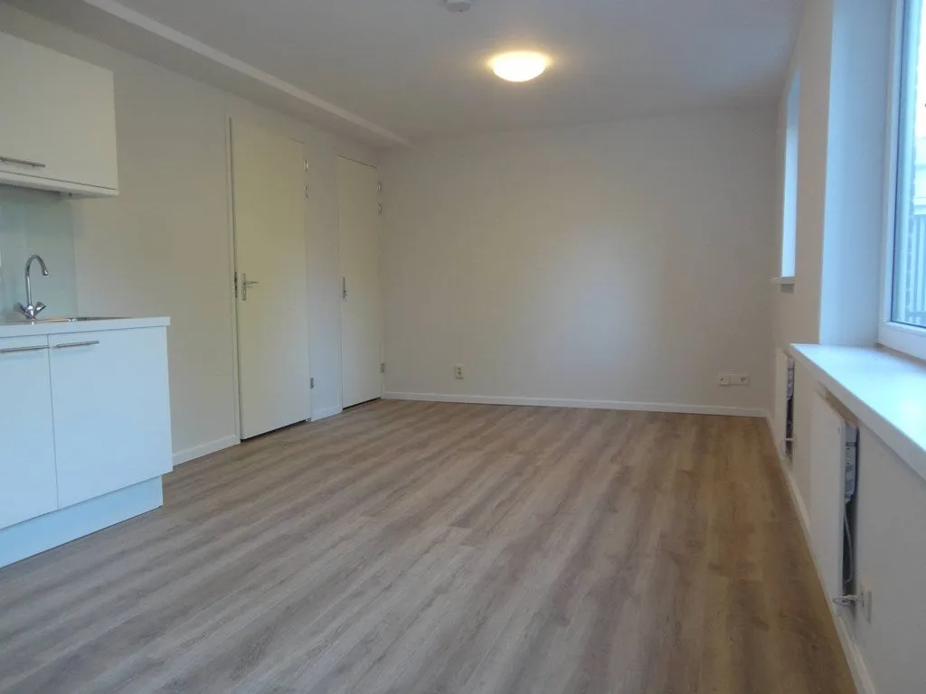 Köök - Studio Flat with Modern Kitchen in Sittard Centre