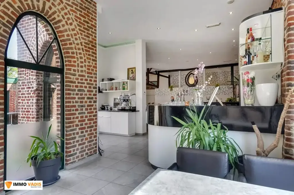 Salle à manger - Handelshuis avec Emplacement Commercial à Bilzen