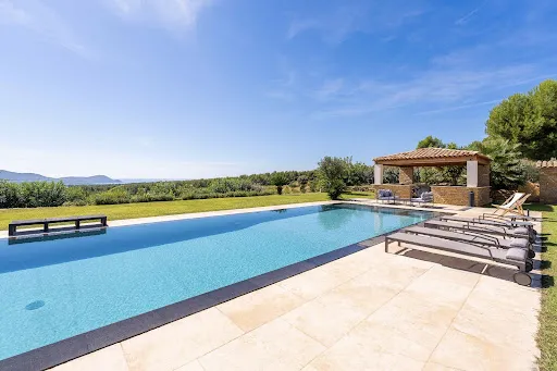 Bassein - Luxury Villa with Pool in La Cadière-d'Azur