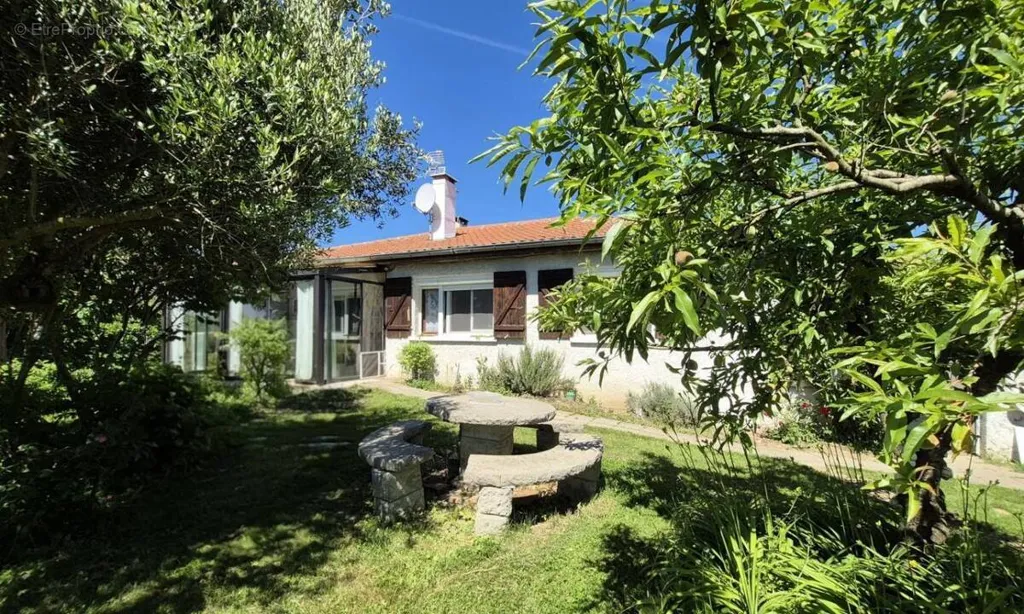 Maison 4 pièces à Buzet-Sur-Tarn