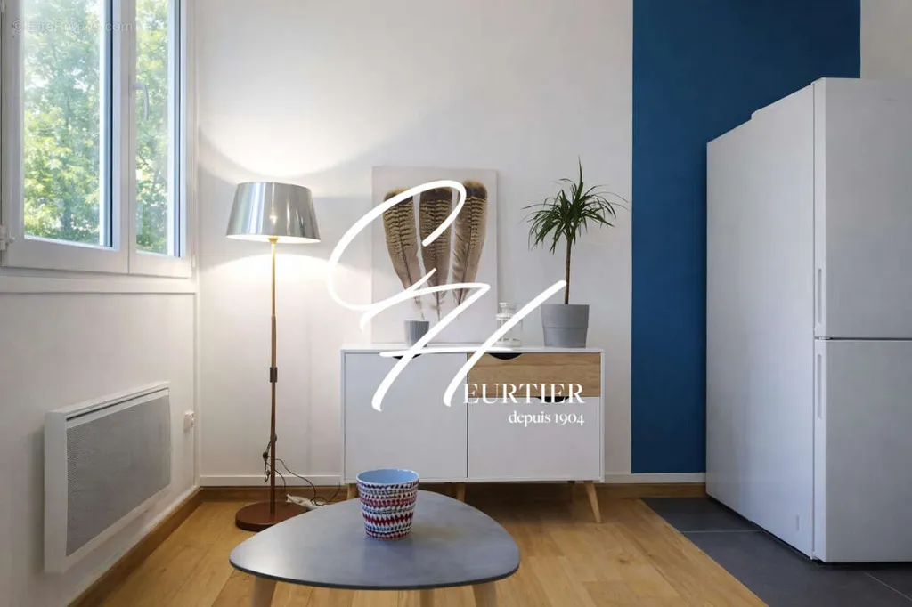 Séjour - Appartement Traversant avec Jardin à Grenoble