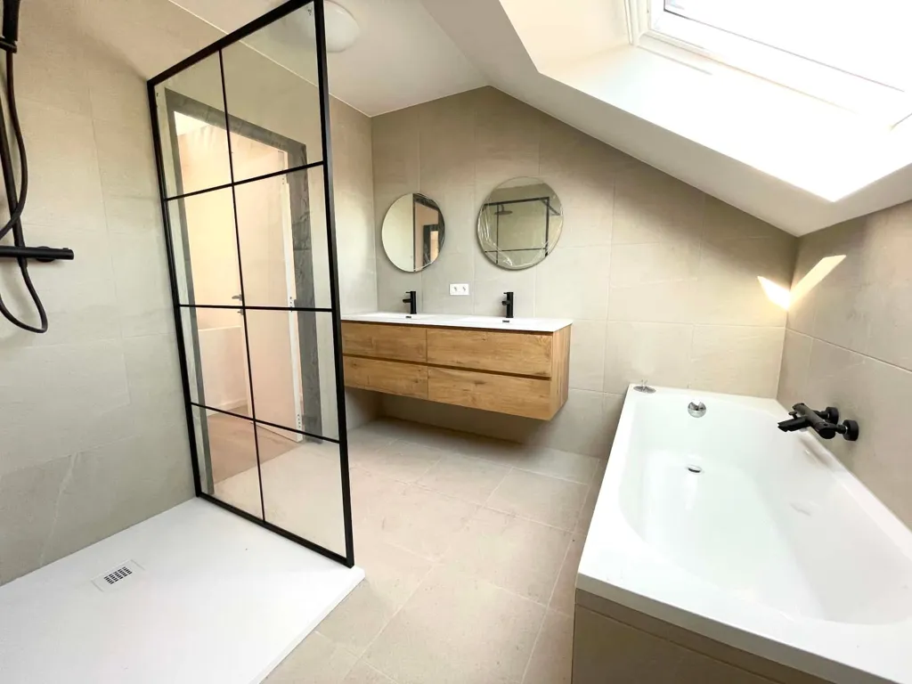 Vannitoad - Duplex Apartment with Sea View in Oostende