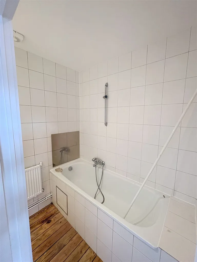 Salles de bain - Immeuble Mixte avec Commerces à Uccle