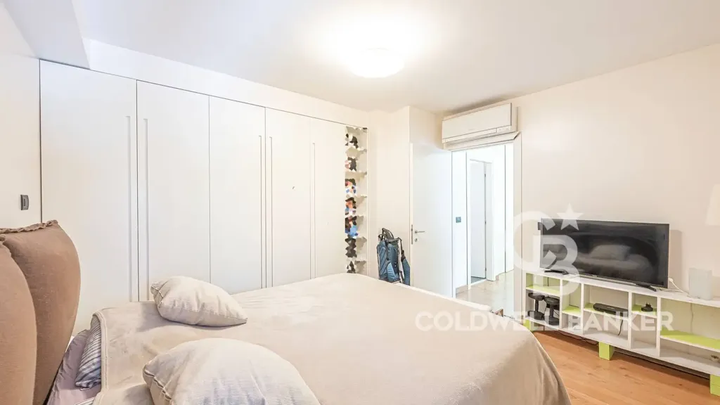Chambres - Refurbished Apartment with Private Garden in Rome
