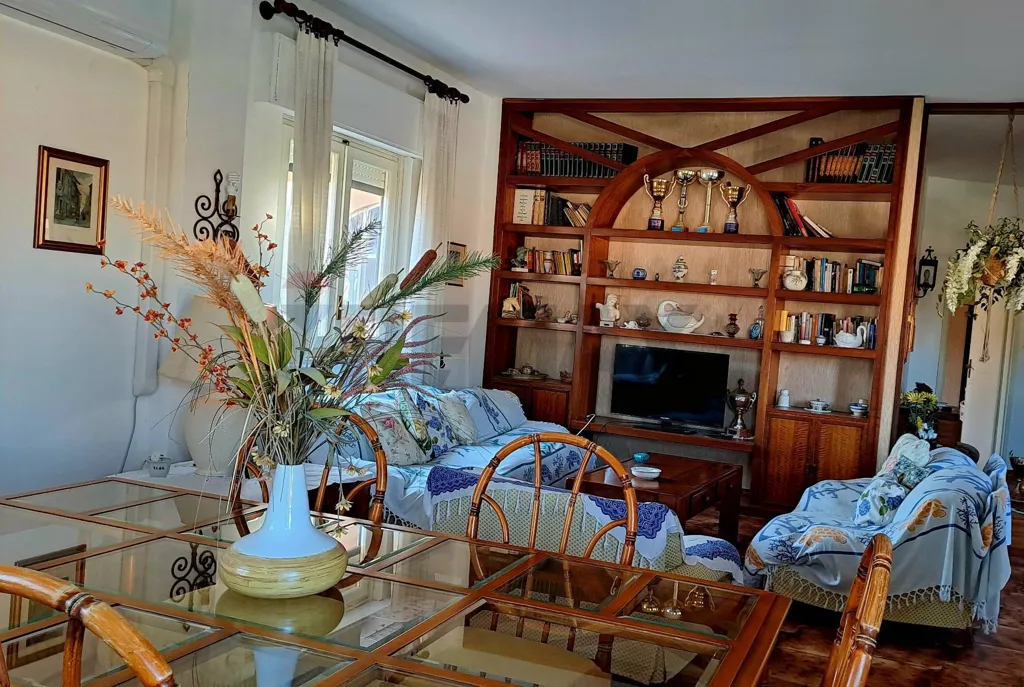 Dining Room - Apartment with Sea View in Mondello
