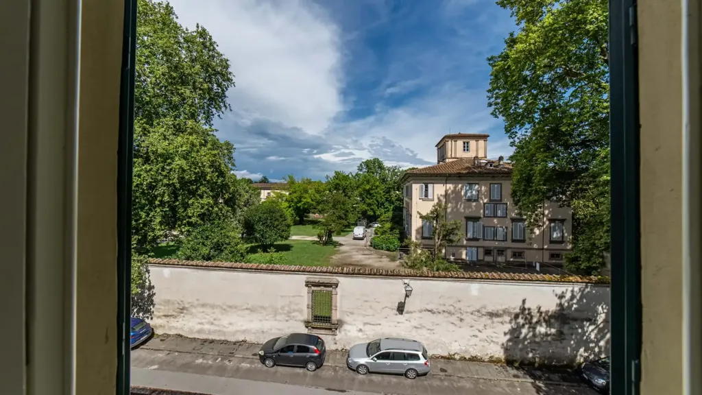 Rõdu - Apartment with Historic View in Lucca