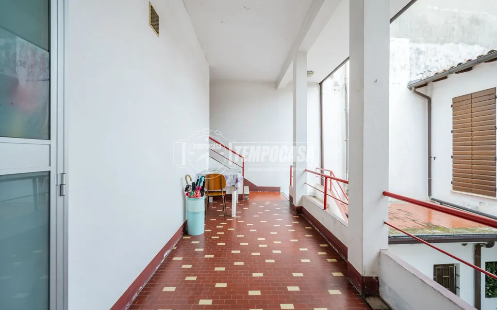 Terrace - First-Floor Apartment with Two Balconies in Faenza