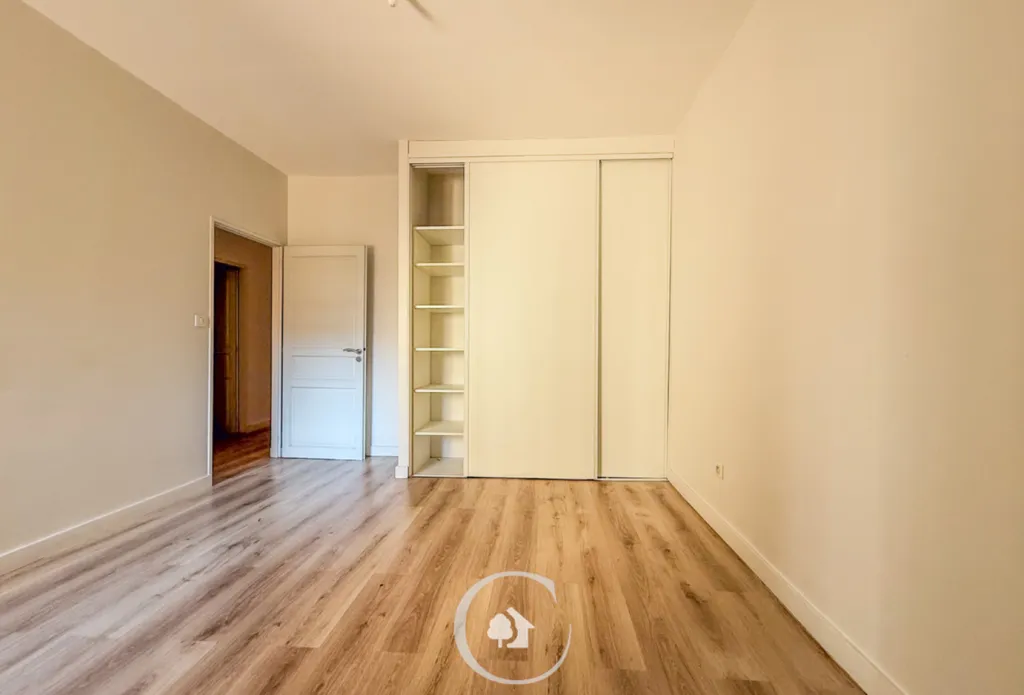 Chambres - Loft avec Vue Cathédrale à Bordeaux