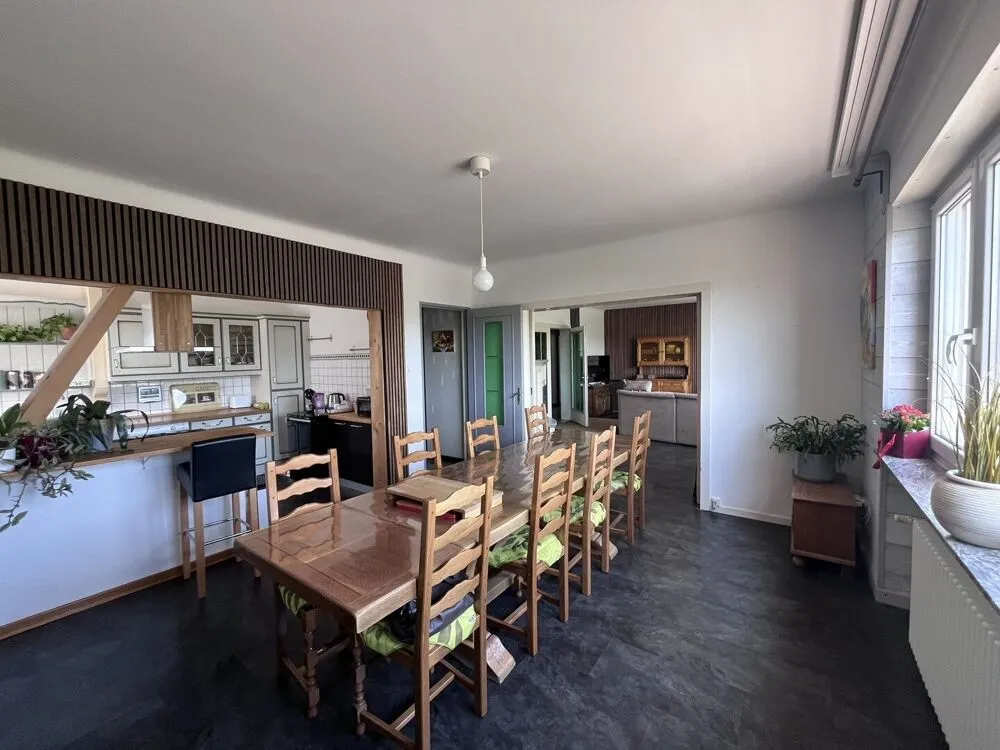 Söögituba - Detached House with Garden in Guessling-Hémering