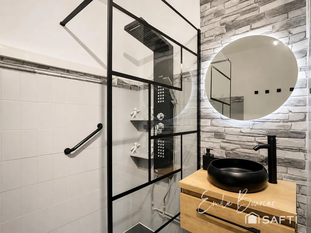 Vannitoad - 2-Bedroom Flat with Lake View in Neuvecelle