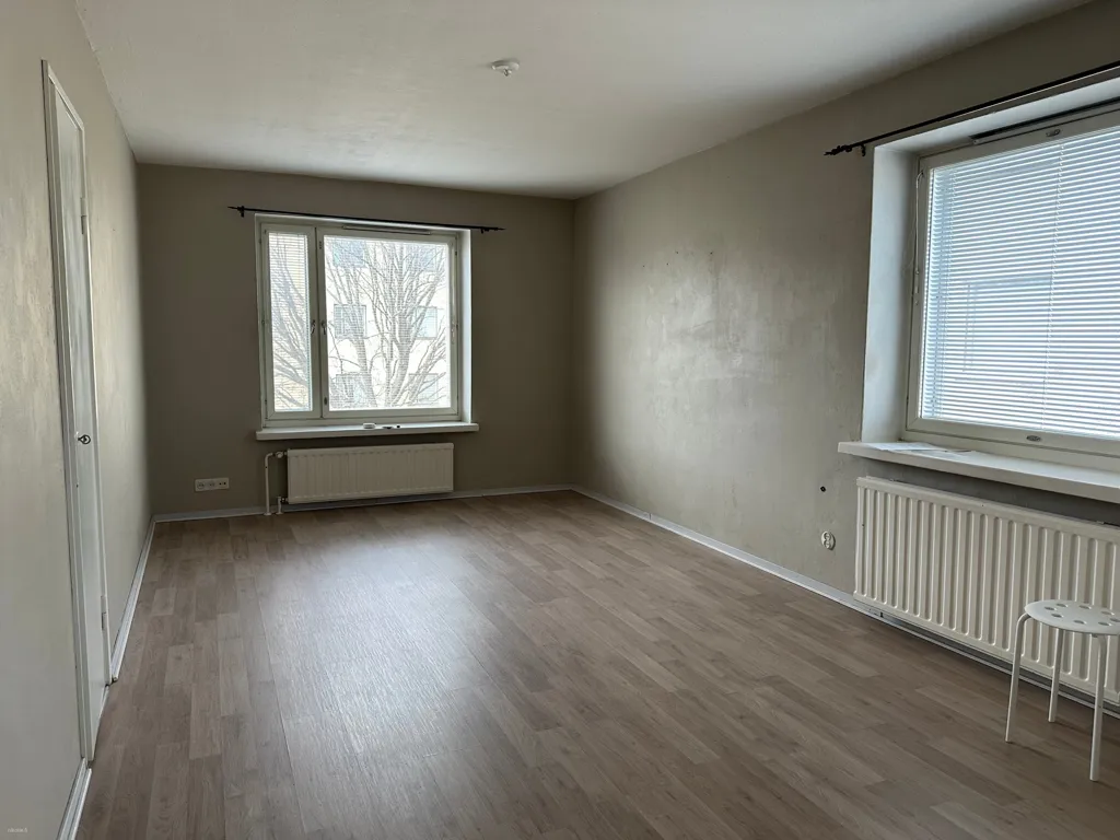 Rooms - Studio Flat in Central Kemi