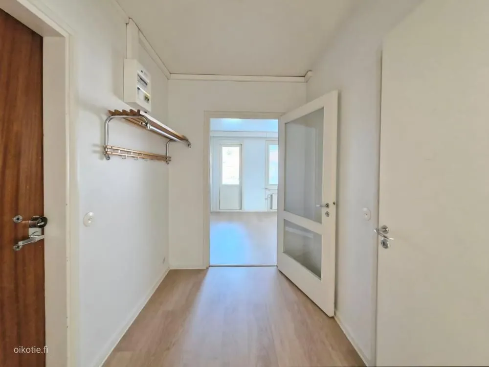 Esik - Apartment with Balcony in Hatanpää, Tampere