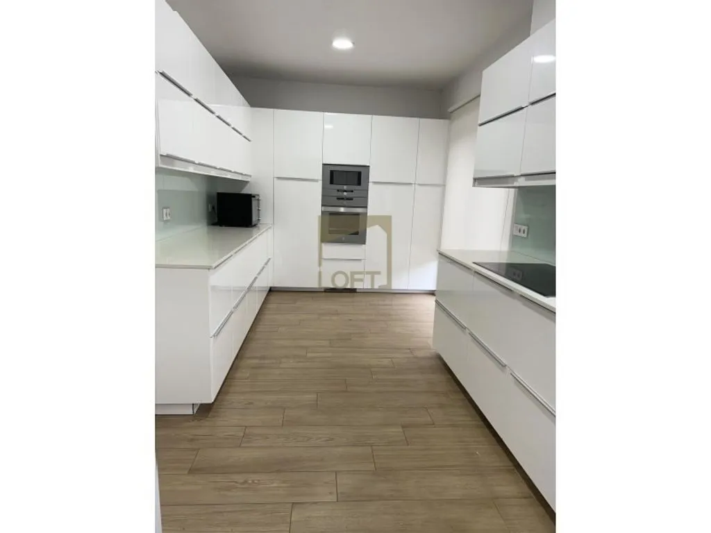 Köök - Luxury T5 House with Garden in Guimarães