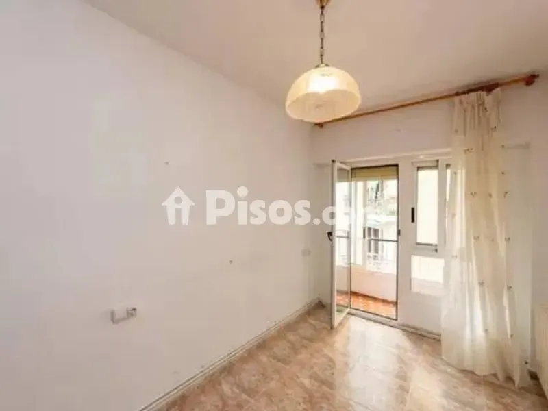 Stanze - Classically Styled Flat with Balcony in Traditional Centre