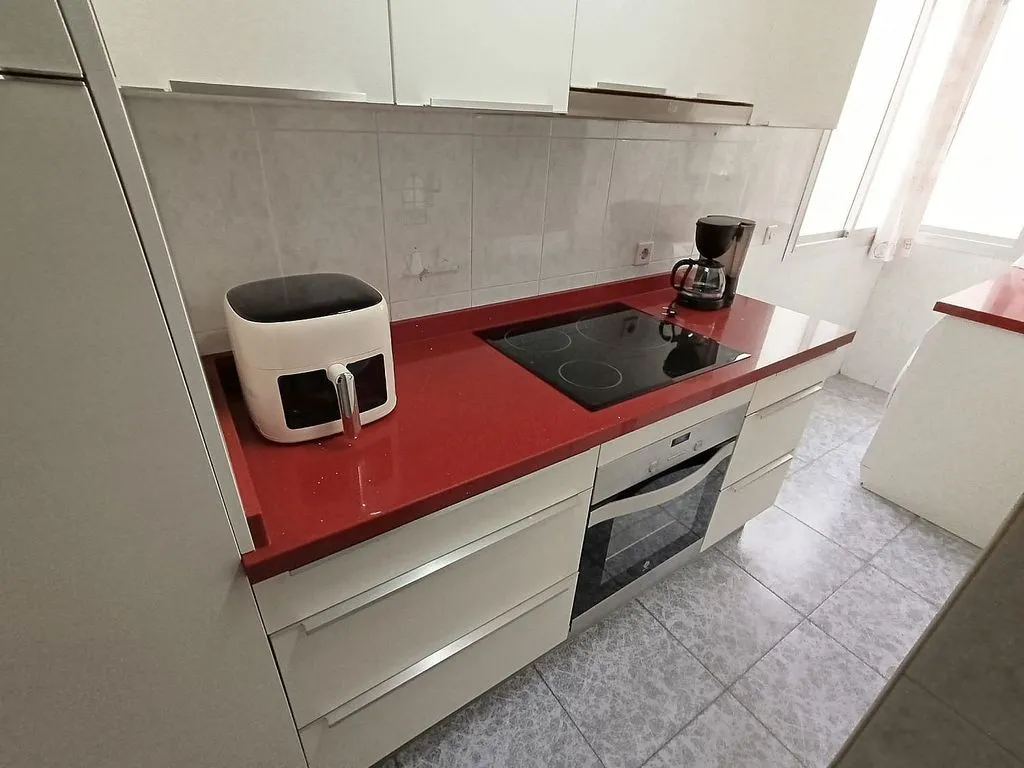 Köök - Furnished Flat with Air Conditioning in Rochelambert