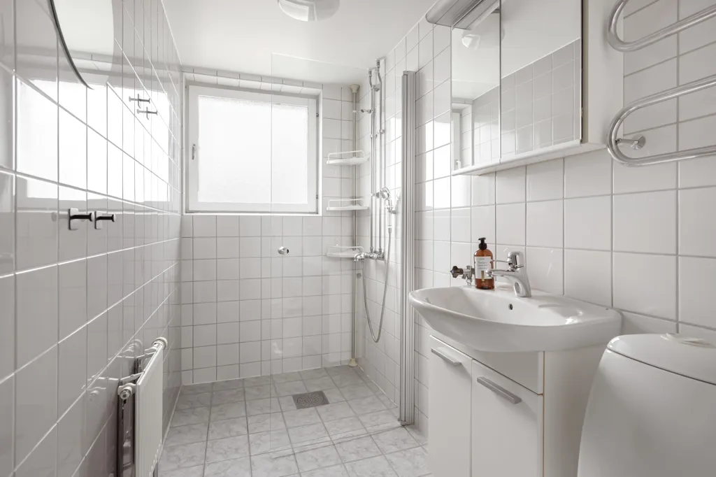 Bagni - Apartment with West-Facing Balcony in Göteborg
