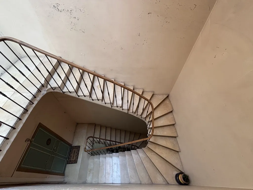 Toad - Bright Apartment with Central Location in Ganges
