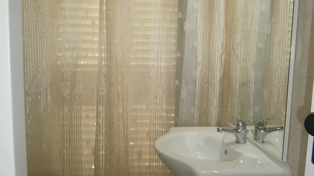 Vannitoad - Rented Two-Bedroom with Balcony in Lecce