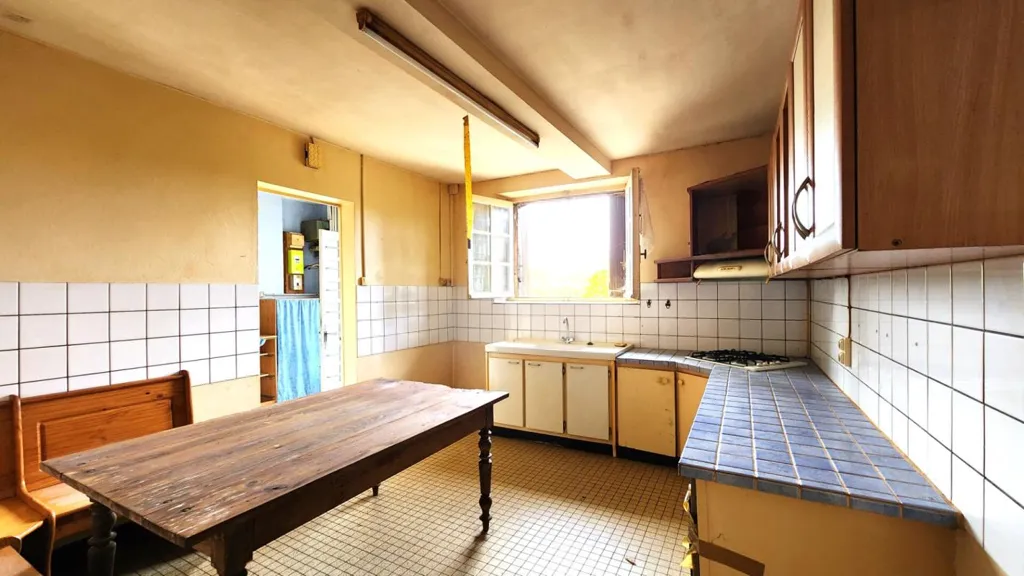 Cuisine - Maison de Caractère à Rénover avec Jardin à Laurede