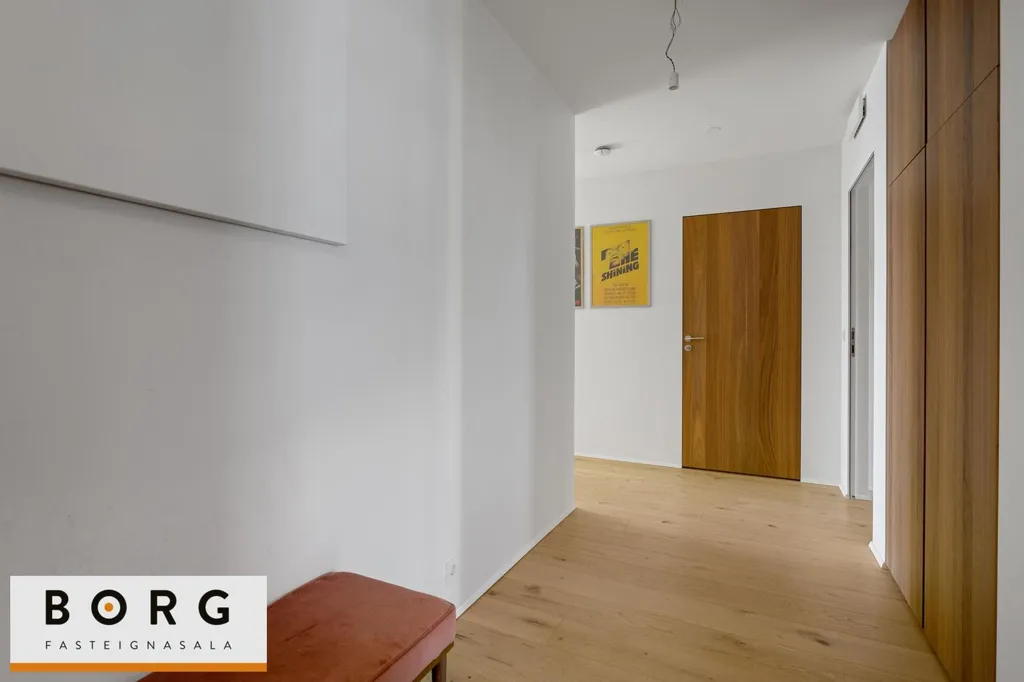 Esik - Modern Apartment with Elevator in Reykjavik