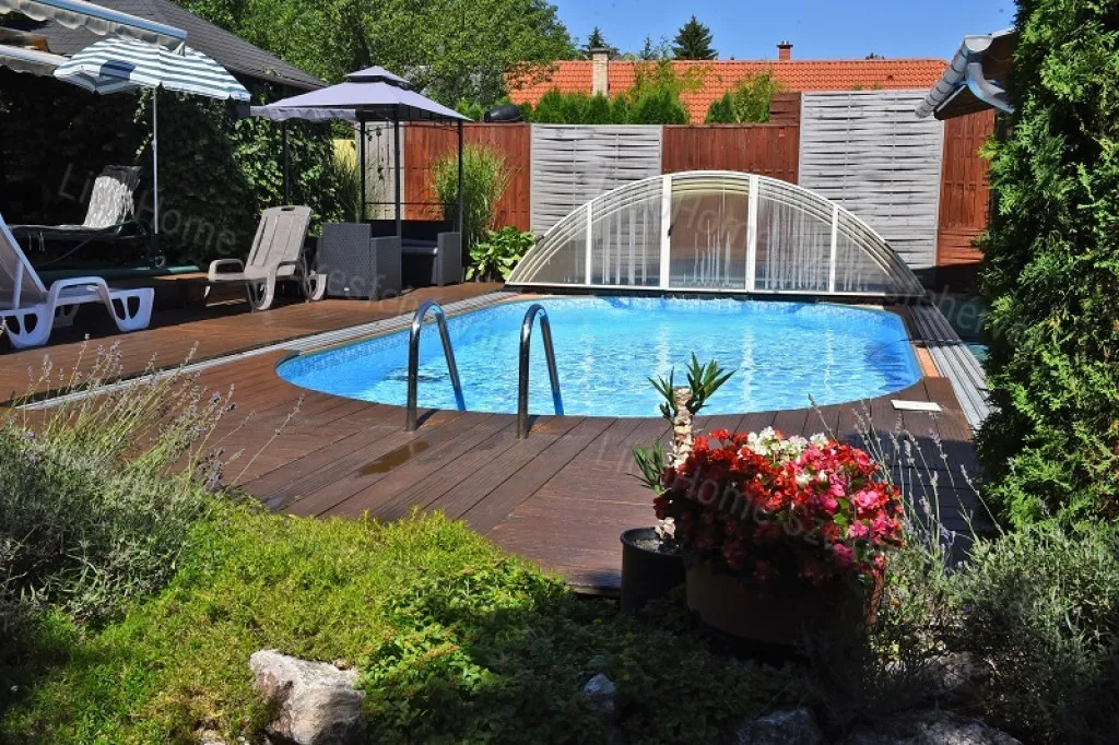 Bassein - Operational 13-Room Guesthouse in Herend