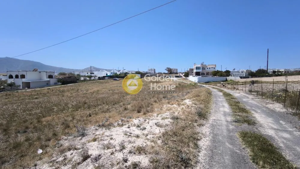 Aed - Monolithic Plot with Sea View in Santorini