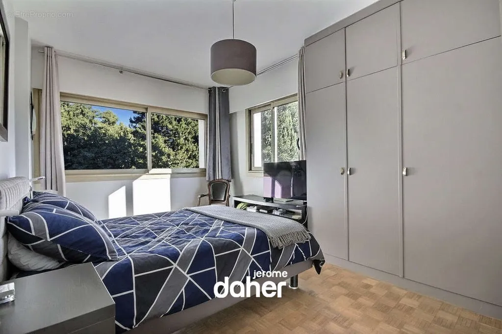 4-toaline korter asukohas Marseille-8e