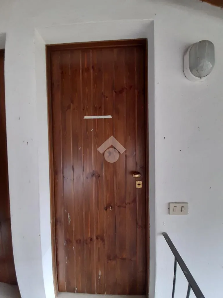 Entrée - First Floor Flat with Portico in Brescia