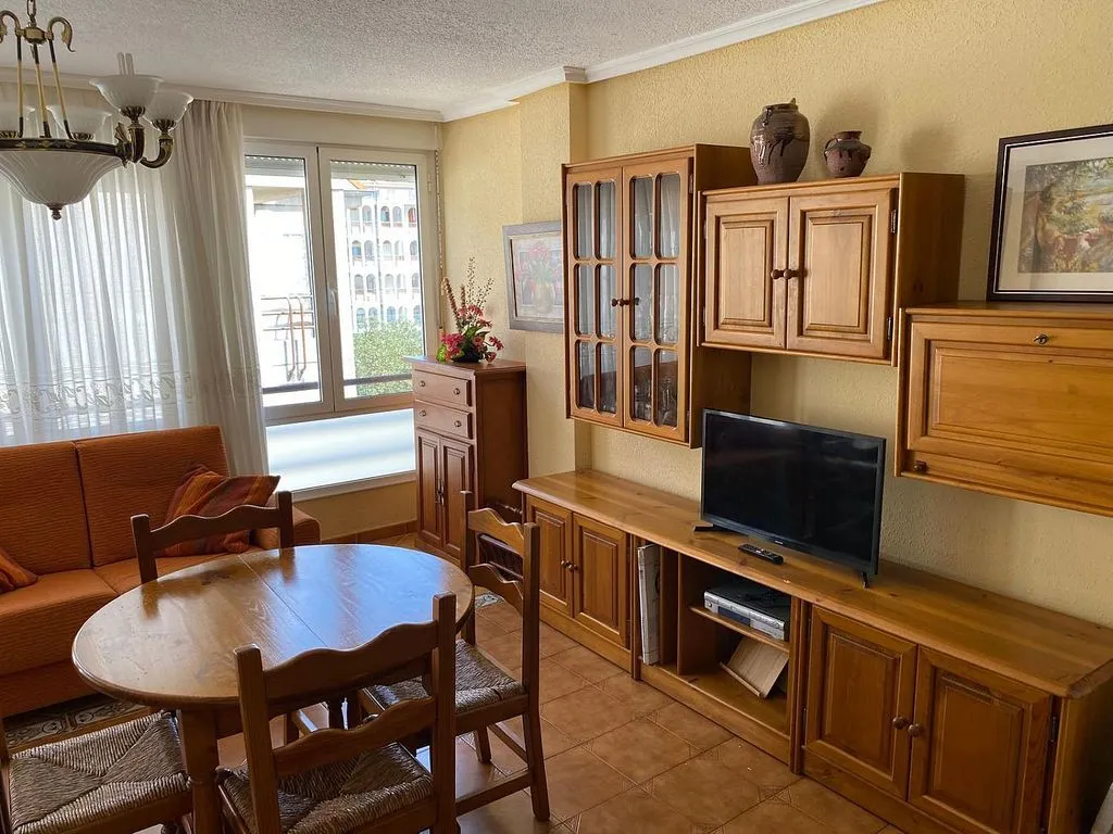 Salle à manger - Apartment with South-Facing Terrace in Noja