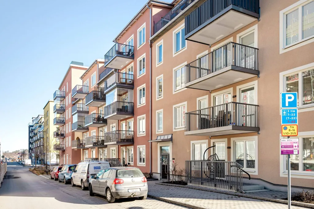 Esterno - 2nd Floor Apartment with Balcony in Täby