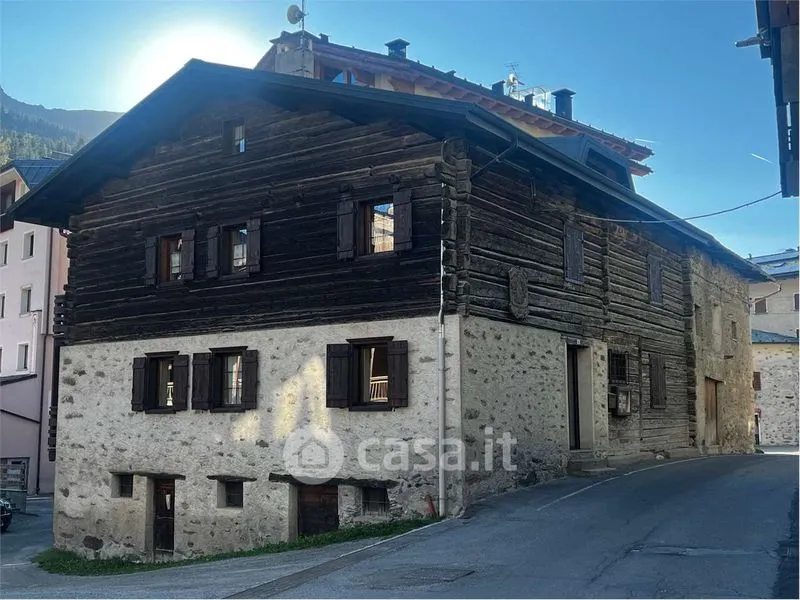 Exterior - Chalet Apartment with Panoramic Balcony in Valfurva