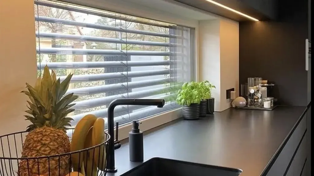 Cuisine - New Villa with Garden in Monza