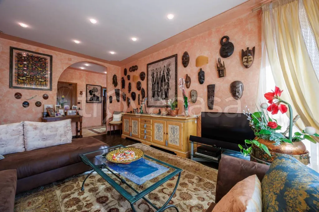Elutuba - Villa with Private Garden in Trofarello