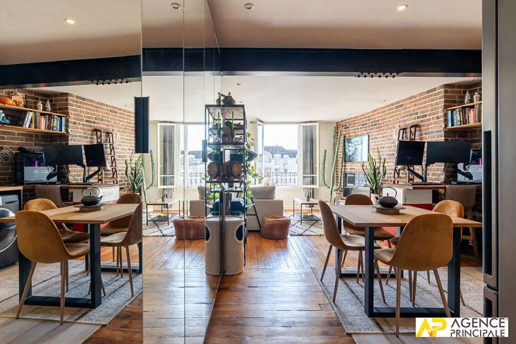 Salle à manger - Appartement avec Vue Dégagée au Centre de Maisons-Laffitte