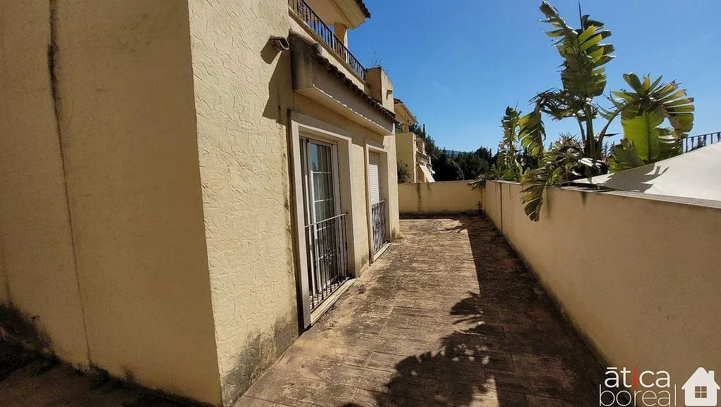 Terrace - Duplex for Renovation with Garden in Torreguil
