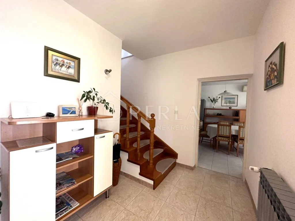 Ingresso - Charming Townhouse with Garden in Nin