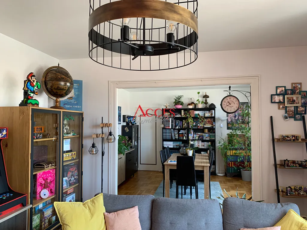 Soggiorno - T3 Flat with Balcony in Armand Dutreix
