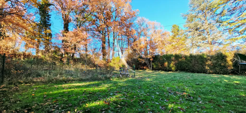 Jardin - Maison de campagne avec gîte à la Dordogne