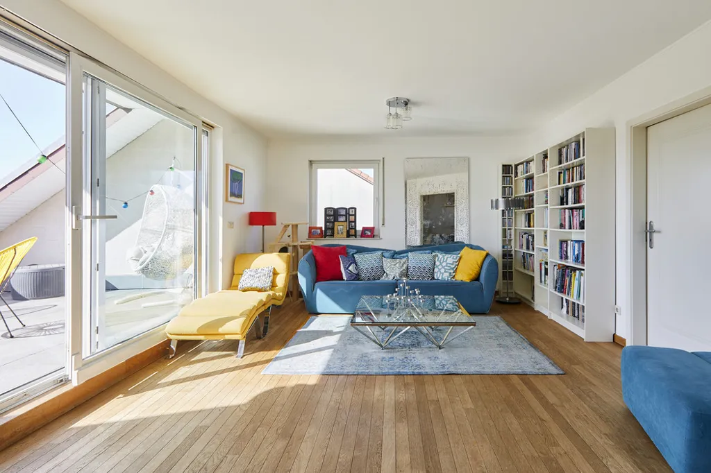 Séjour - Duplex 4 Chambres avec Terrasse à Mamer